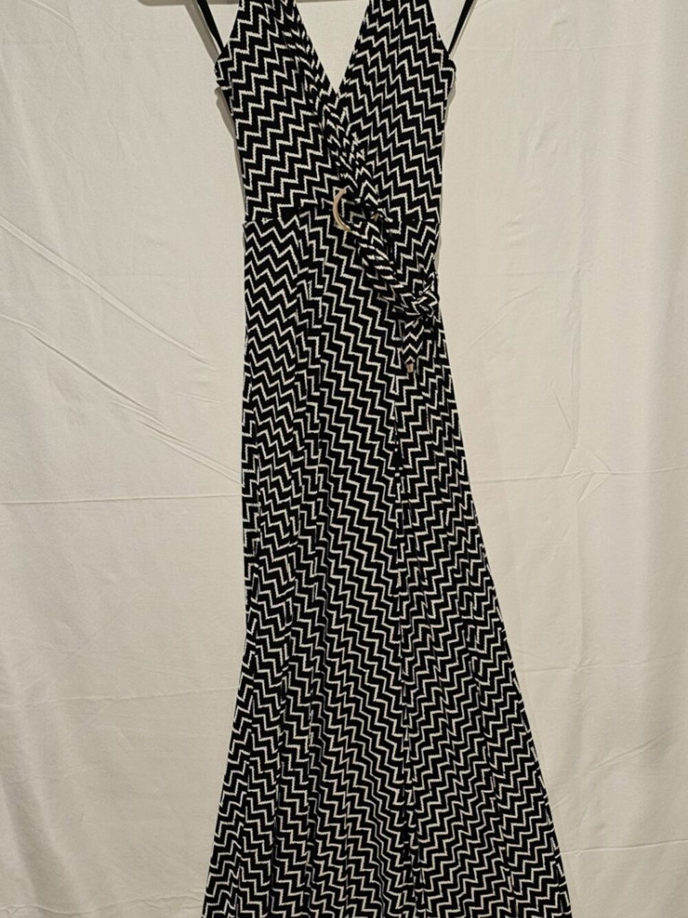 WHBM Halter Maxi Dress Women's 0 Black White Geometric Waist Ring Accent